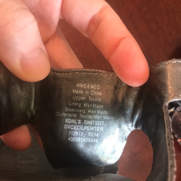 Size 6M brown wedges - Picture 6 of 7